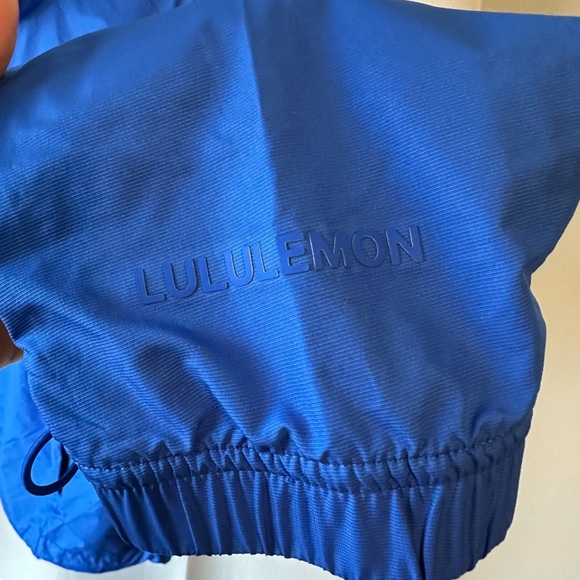Lululemon Lightweight Cropped Track Jacket
Blazer Blue sz10 - Picture 15 of 16